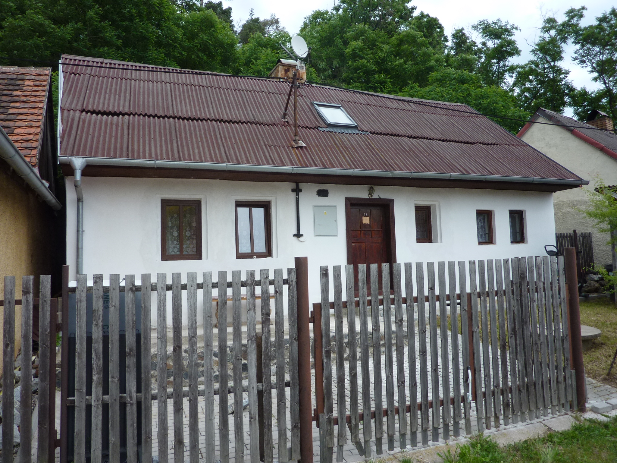 Prodej rod.domu 3+ kk s malou zahrádkou Dolce cca 25 km od Plzně